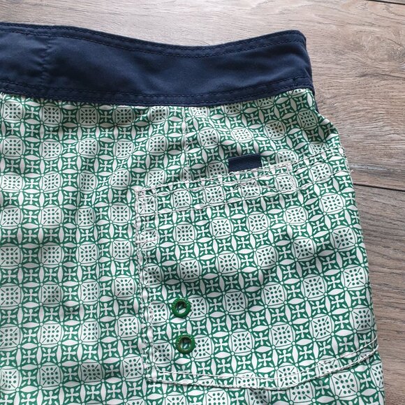 Old Navy Men Large Swim Trunks Green White Geometric Print Drawstring 38" Waist - Picture 4 of 4